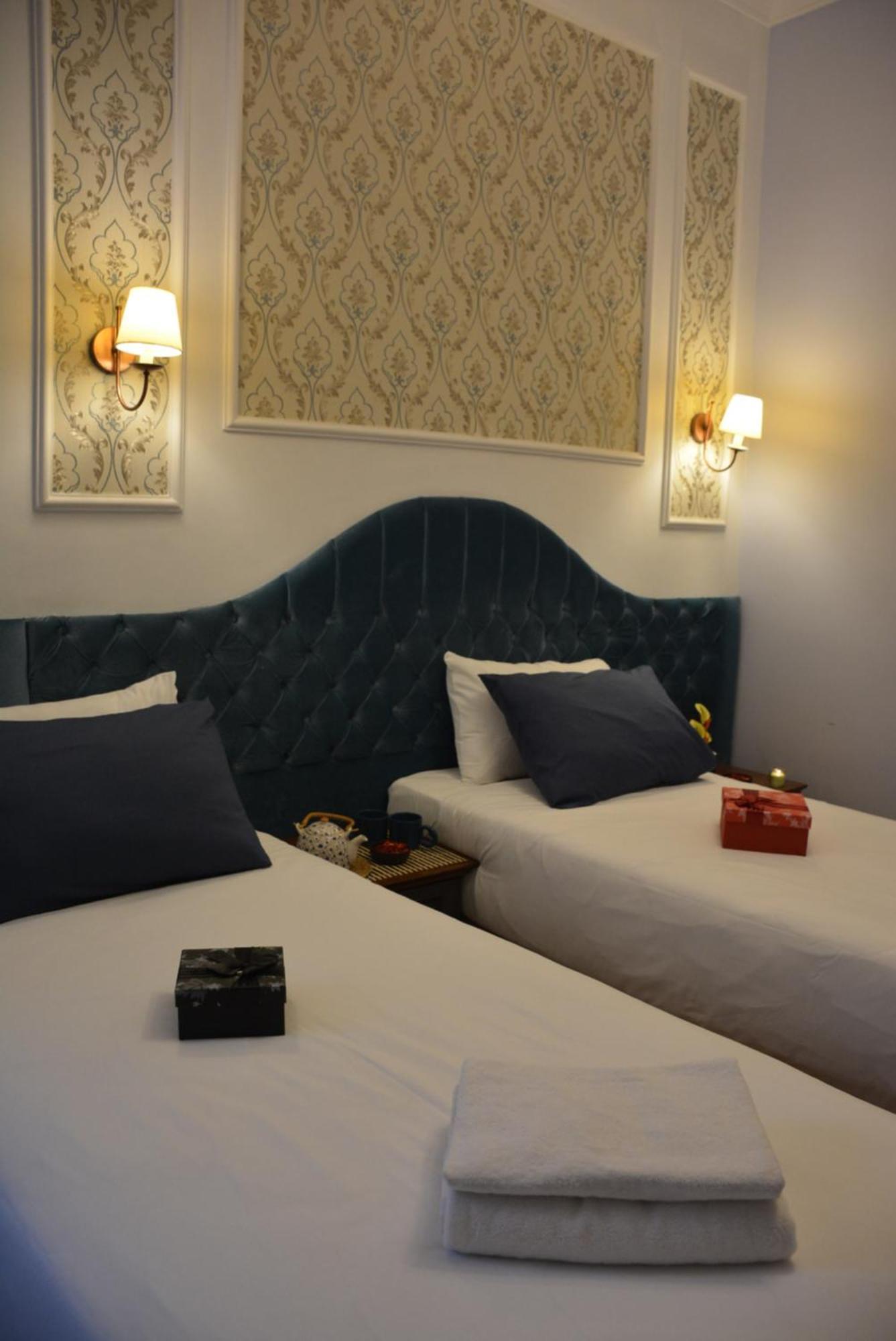 The Independent Hotel Taksim Istanbul Bagian luar foto